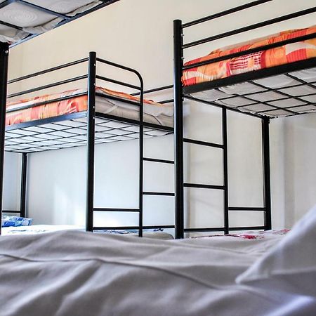 Hostel Pangeea Сибиу Экстерьер фото